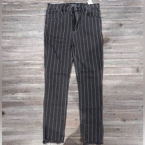 Abercrombie & Fitch Super Skinny High Rise Black and White Striped Ankle Jeans